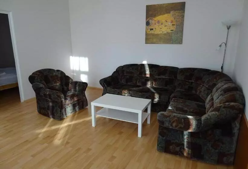 酒店 Alabárdos Panzió és Apartmanház