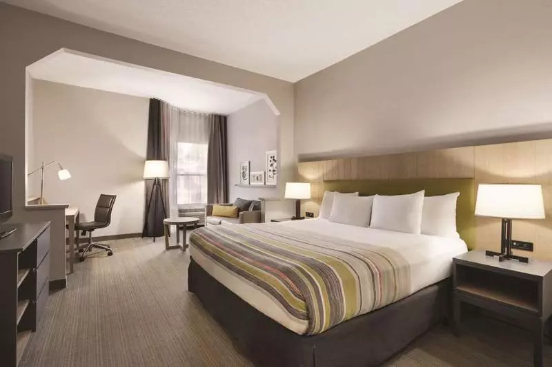 هتل Country Inn & Suites By Radisson, Florence, Sc