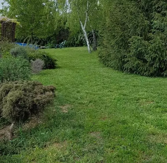 ホテル Gombás Kúria Mansion Boutique B&b