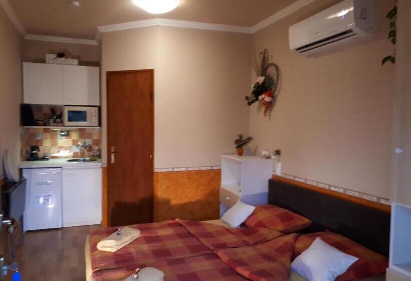 호텔 Mini Vendégház Budaörs