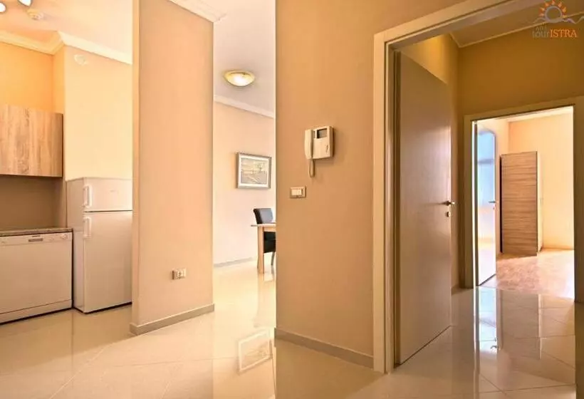 호텔 Rotonda Inn Novigrad