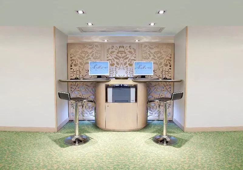 هتل Silka Seaview