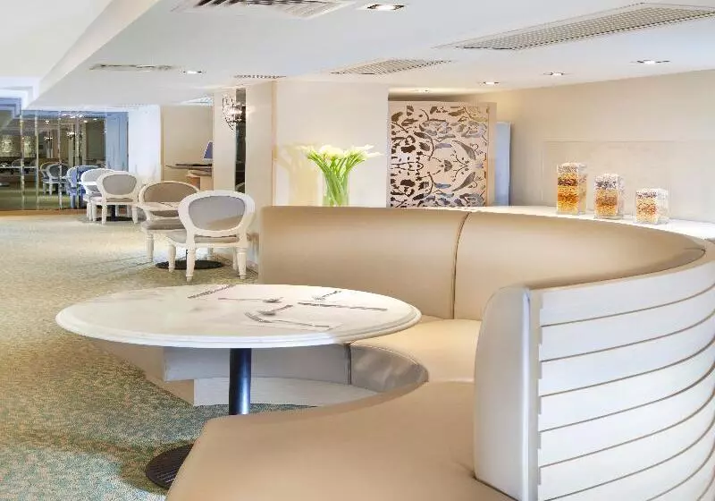 هتل Silka Seaview