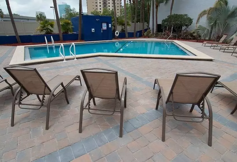 Southbank Hotel By Marriott Jacksonville Riverwalk