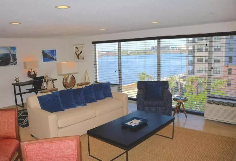 Southbank Hotel By Marriott Jacksonville Riverwalk