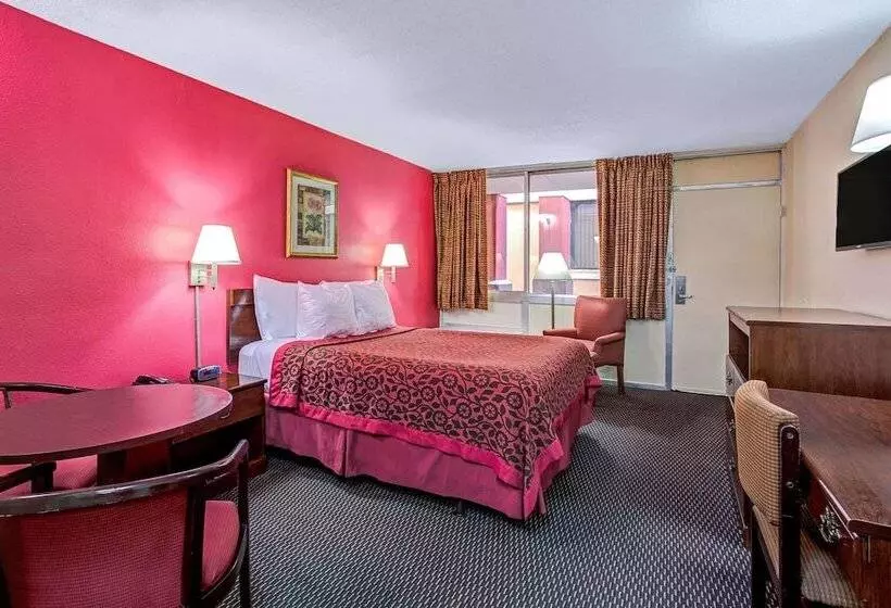 בית מלון כפרי Days Inn By Wyndham York Alabama