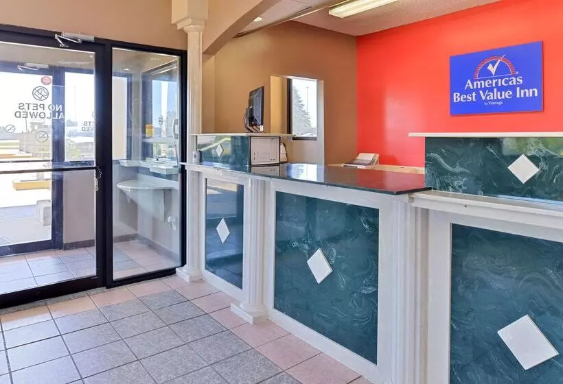 בית מלון כפרי Days Inn & Suites By Wyndham Byram