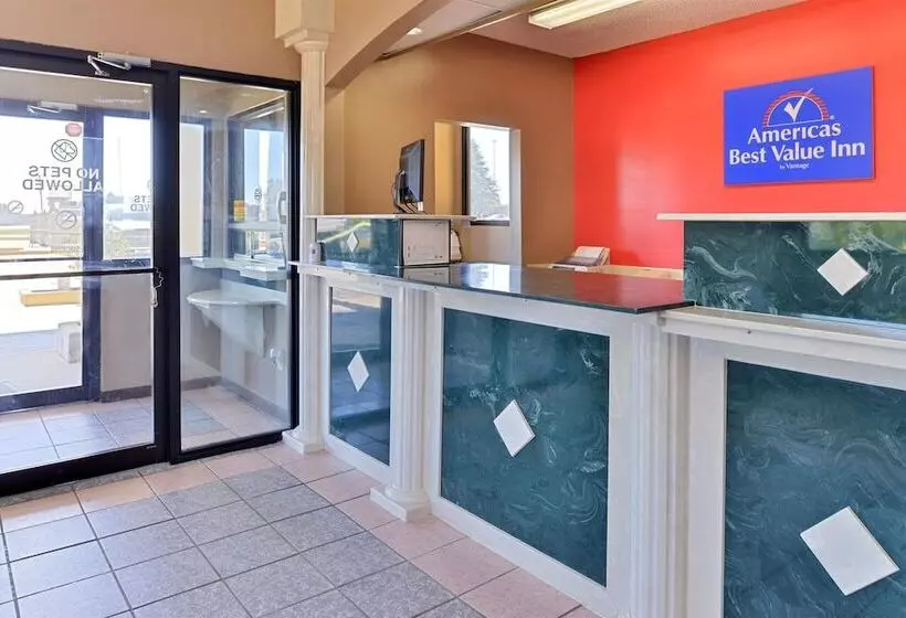 בית מלון כפרי Days Inn & Suites By Wyndham Byram