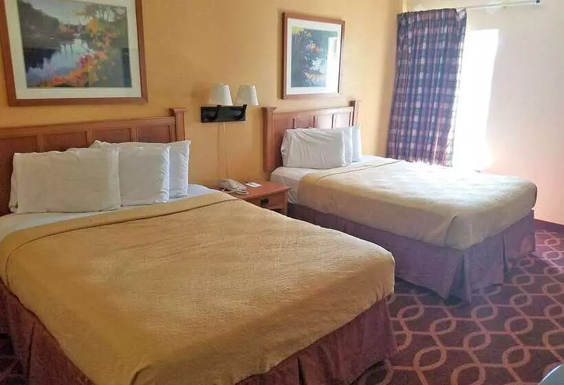 ホテル Americas Best Value Inn Evansville East