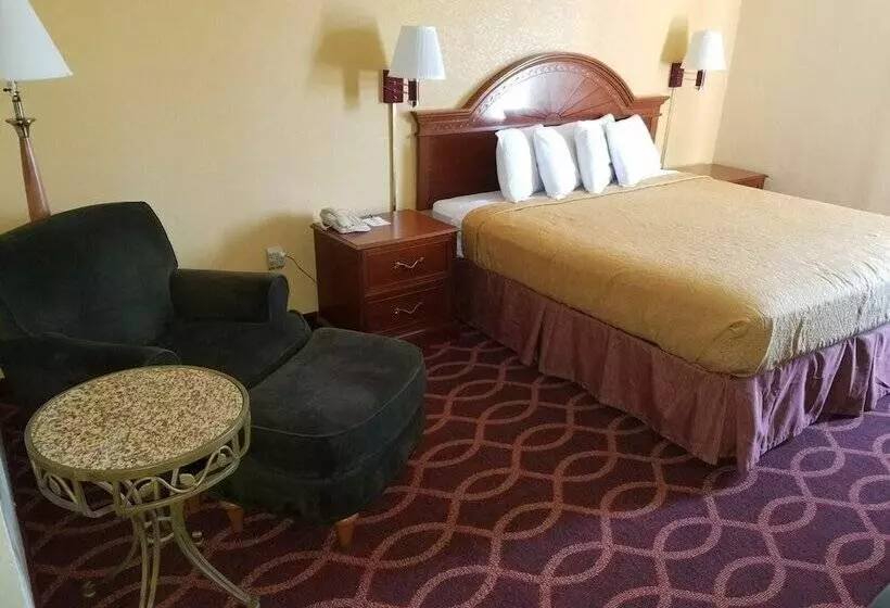 ホテル Americas Best Value Inn Evansville East