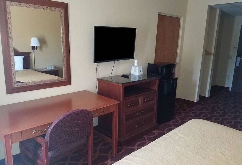 فندق Americas Best Value Inn Evansville East