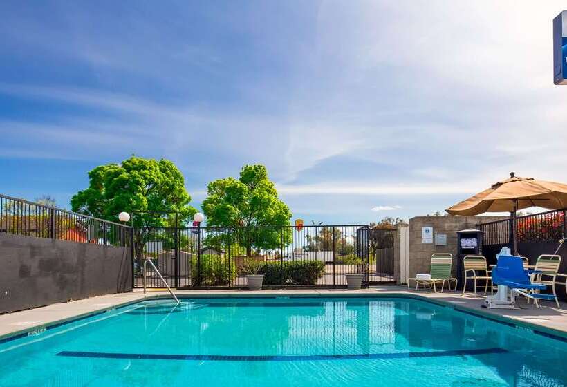 فندق Best Western Willows Inn