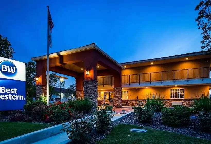 Отель Best Western Willows Inn