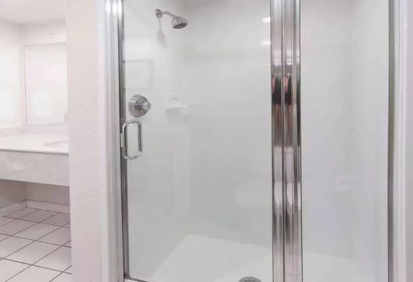 Prodigy Hotel, A Days Inn By Wyndham