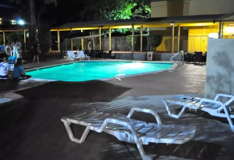 Prodigy Hotel, A Days Inn By Wyndham