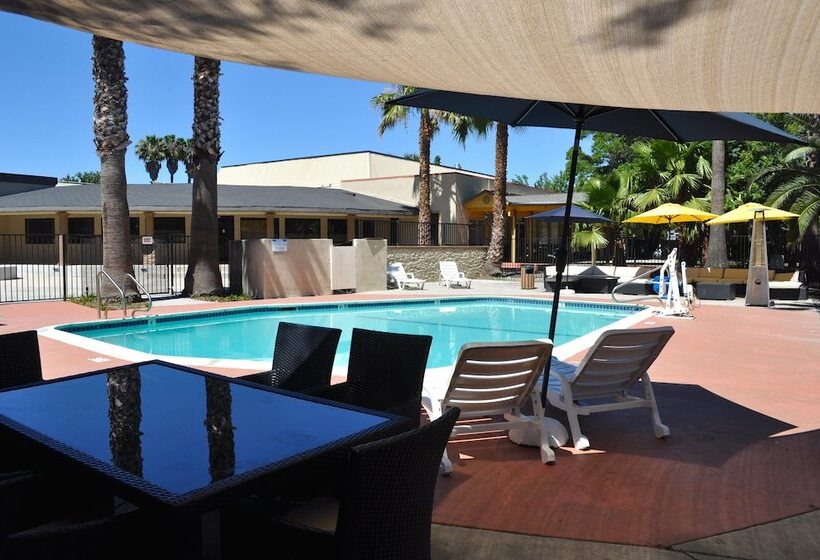 Prodigy Hotel, A Days Inn By Wyndham