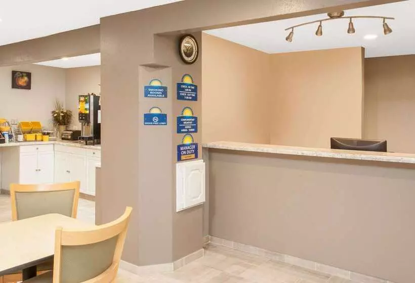 Отель Days Inn By Wyndham Farmer City