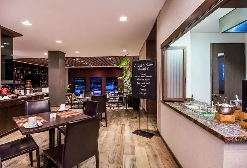 酒店 Embassy Suites By Hilton Bogotá Rosales