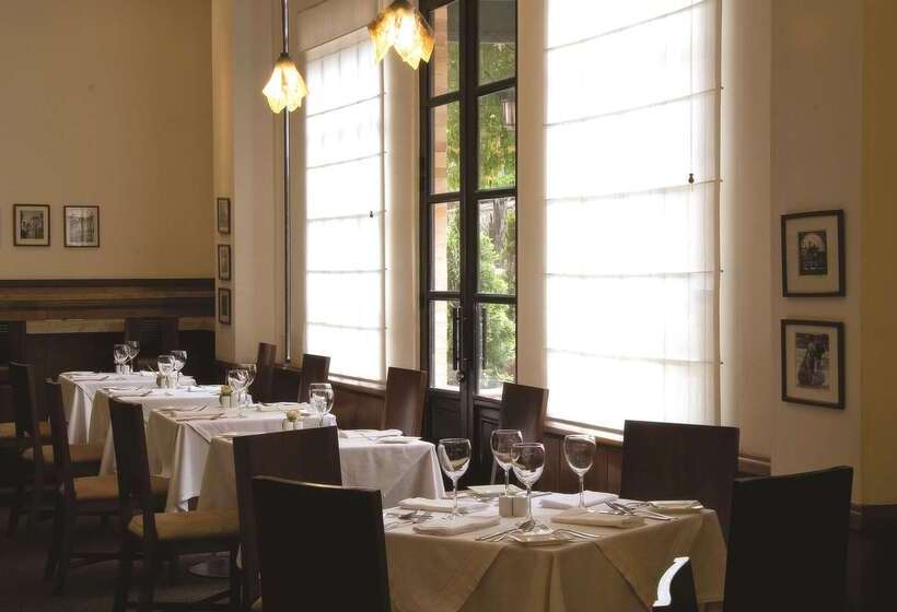 هتل Embassy Suites By Hilton Bogotá Rosales