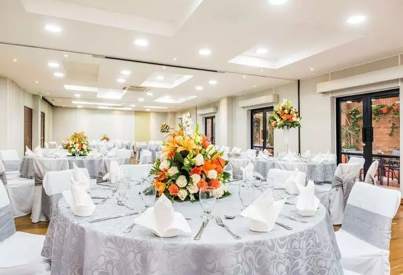 酒店 Embassy Suites By Hilton Bogotá Rosales