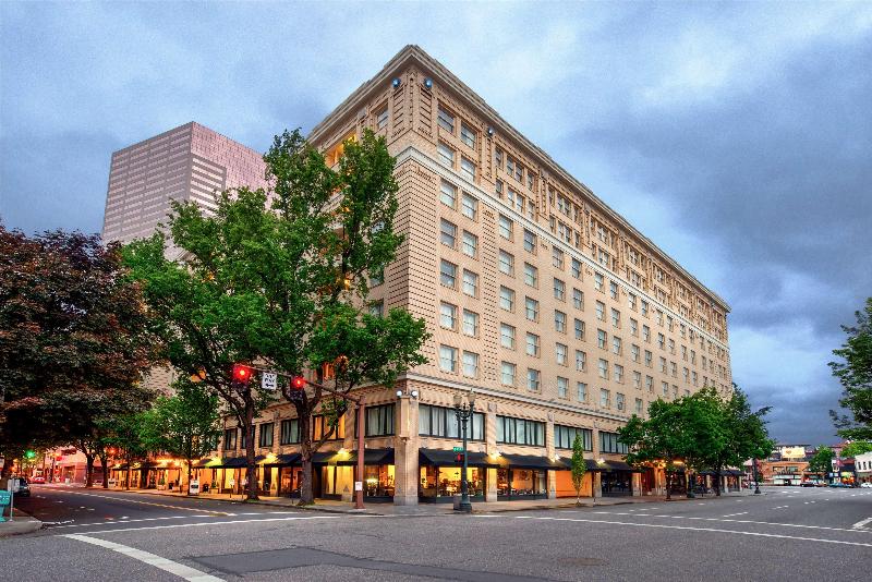 فندق Embassy Suites By Hilton Portland Downtown