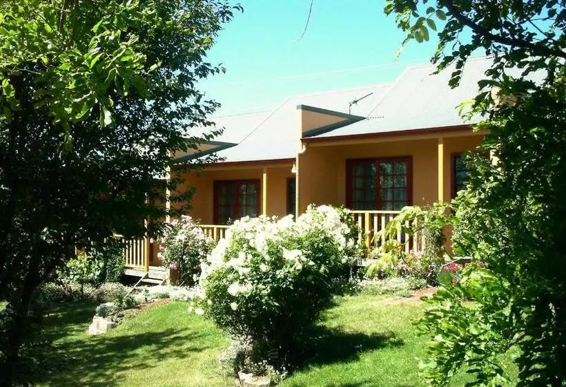 Отель Meredith House