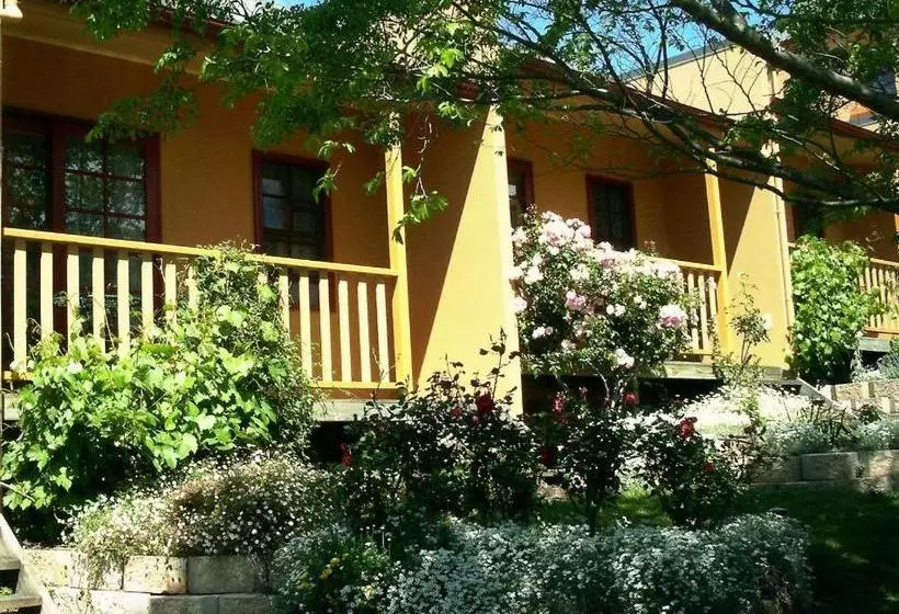 Отель Meredith House