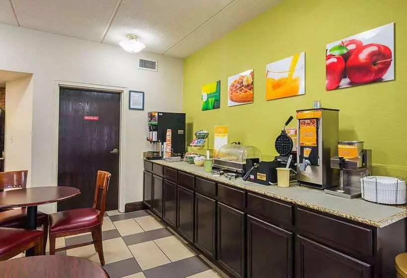 فندق Quality Inn Airport Southeast