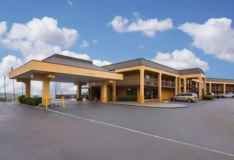 فندق Quality Inn Airport Southeast