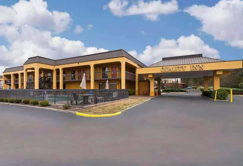 فندق Quality Inn Airport Southeast