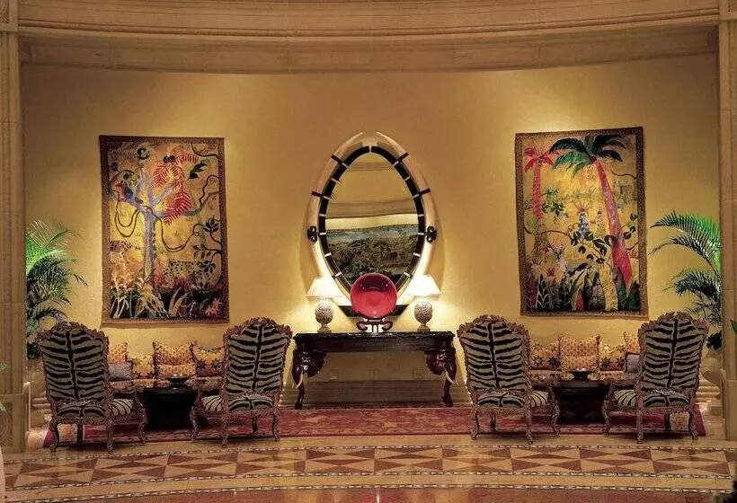 هتل The Palace Of The Lost City At Sun City Resort