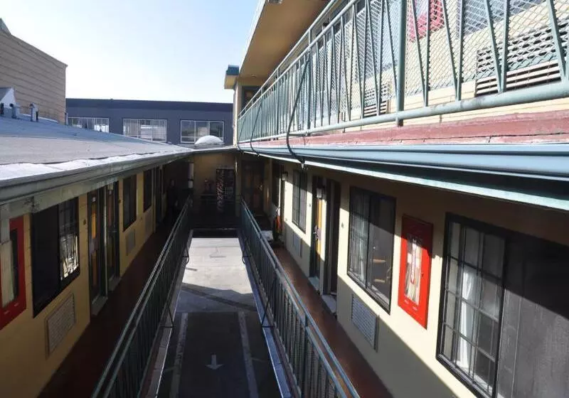 فندق San Francisco Inn