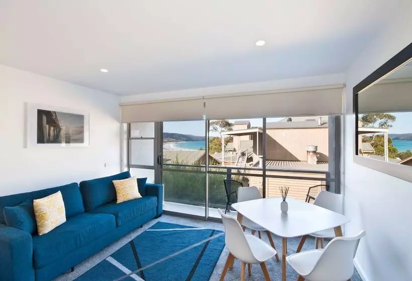 Lorne Bay View Motel