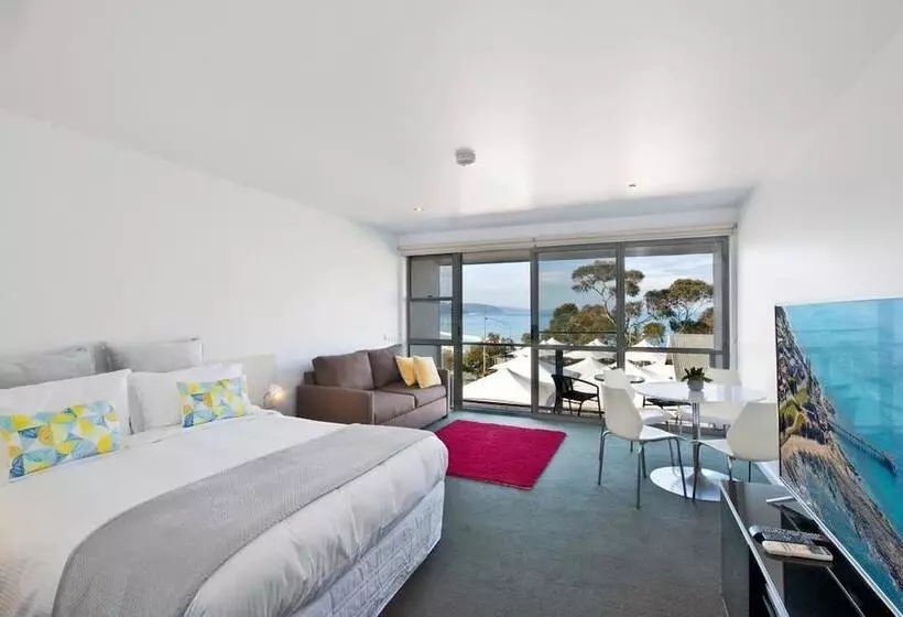 Lorne Bay View Motel