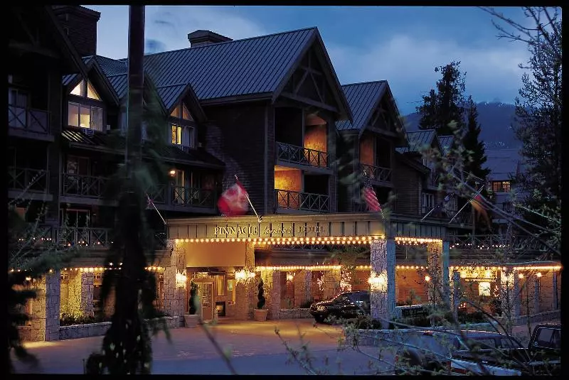 Pinnacle Hotel Whistler