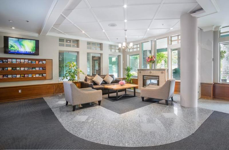 Pinnacle Hotel Whistler