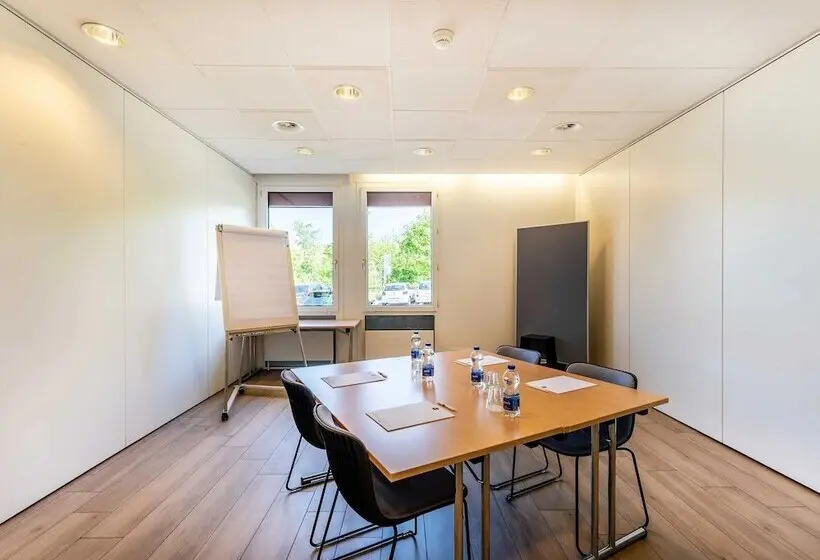 B&b Hotel Rothrist Olten