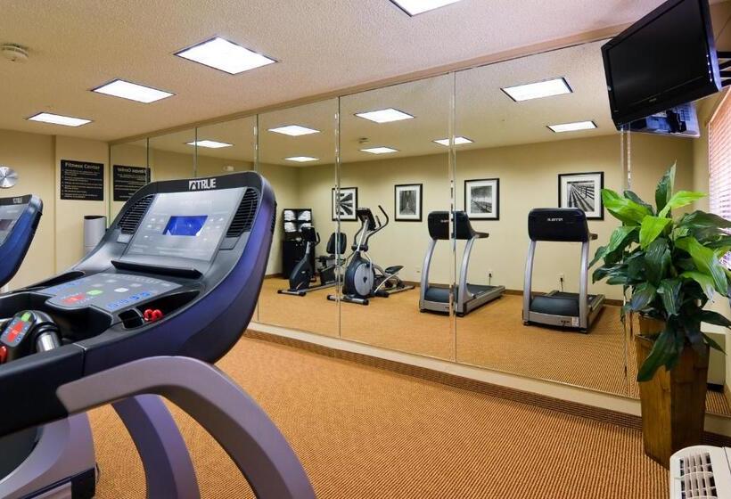 Holiday Inn Express Hotel & Suites Kendall East Miami, An Ihg