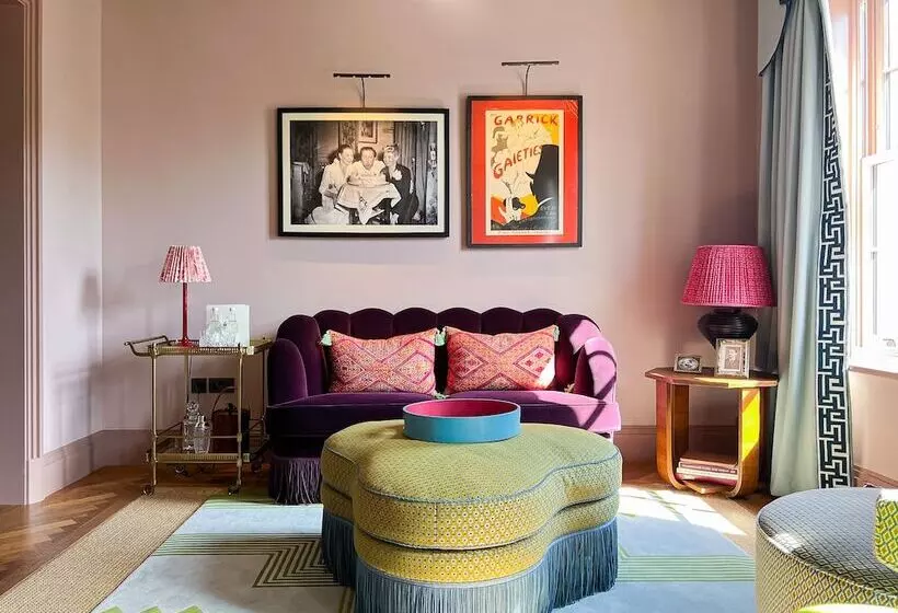 호텔 Beaverbrook Town House