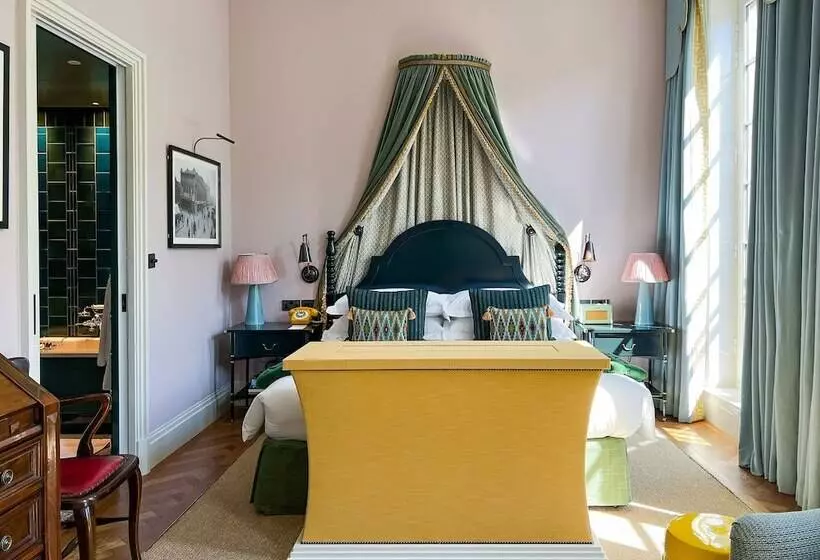 호텔 Beaverbrook Town House