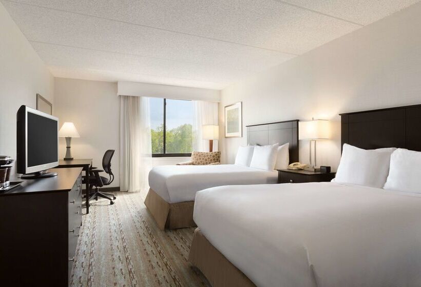 Otel Doubletree By Hilton Hartford  Bradley Airport