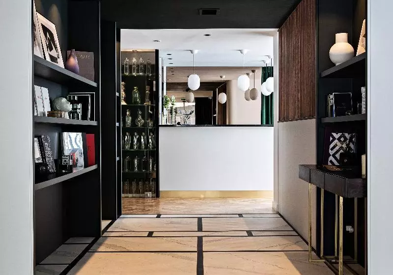 ホテル Holiday Inn Paris Palais De L Elysée, An Ihg