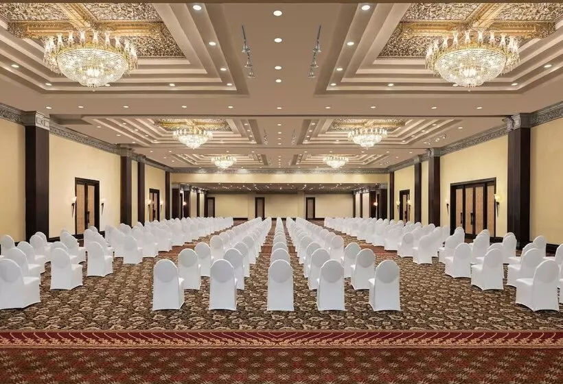 בית מלון כפרי Mustika Yogyakarta Resort & Spa