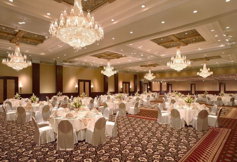 בית מלון כפרי Mustika Yogyakarta Resort & Spa