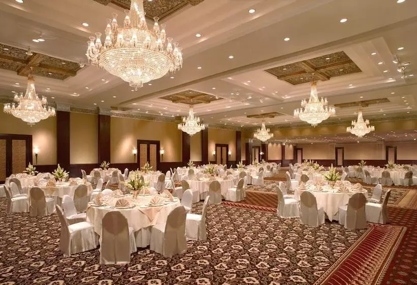 בית מלון כפרי Mustika Yogyakarta Resort & Spa