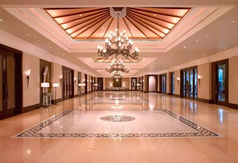 בית מלון כפרי Mustika Yogyakarta Resort & Spa