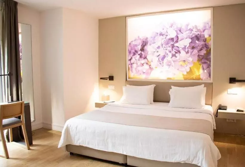 The Classic Hotel Nicosia   Handwritten Collection