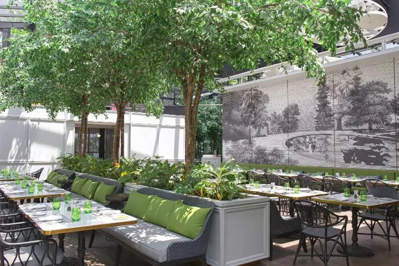 Jw Marriott Hotel Surabaya