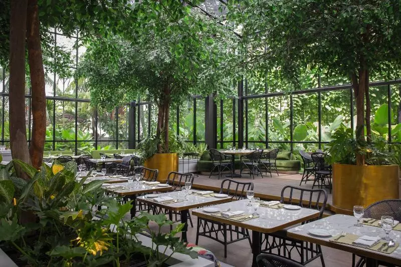 Jw Marriott Hotel Surabaya