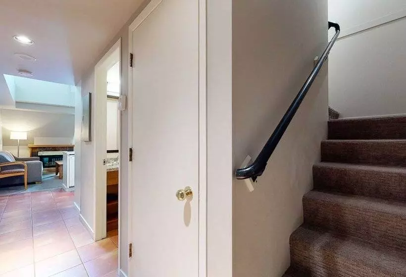 Whistler Village Centre By Latour Hotels And Resorts